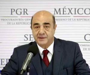 Acusan que Murillo Karam 'adelantaba' indicios