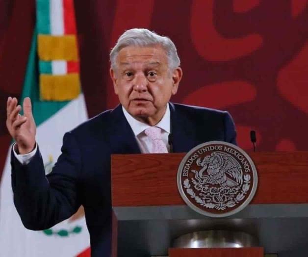 Acusa AMLO a 20 grandes empresas: deben $100 mil millones
