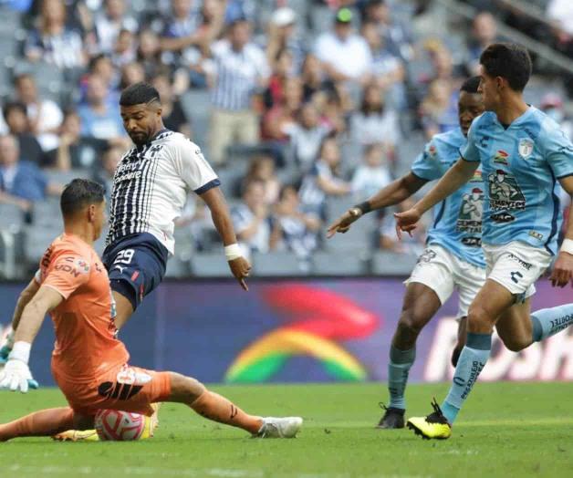 Termina Rayados sublíder tras 0-0 ante Pachuca