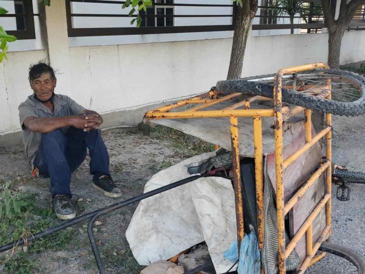 Jornalero saca susto a vecinos Jornalero saca susto a vecinos