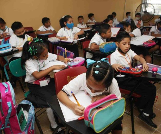 Cuestionan sello de la SEP: no respetar fallos judiciales