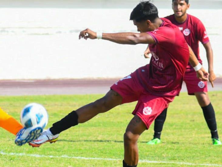 Rescatan Mineros empate ante el Gallos Nuevo León Rescatan Mineros empate ante el Gallos Nuevo León
