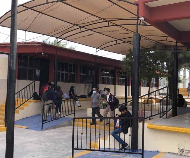 Sólo fue falsa alarma de tiroteo, confirma director de secundaria 74