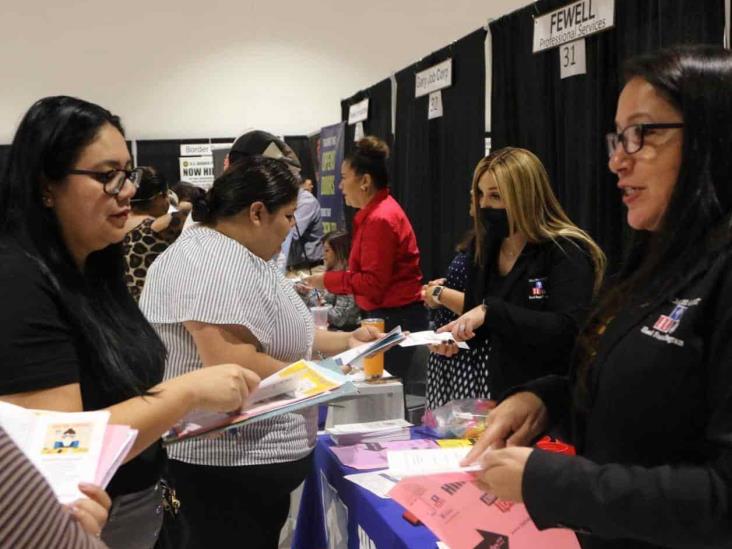 Participan en Feria del Empleo 40 empresas Participan en Feria del Empleo 40 empresas