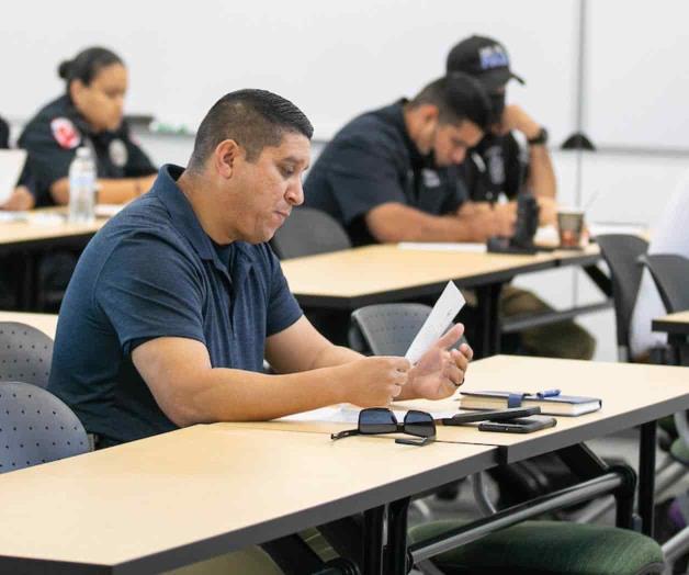 Capacitación de alto nivel a departamentos policiales