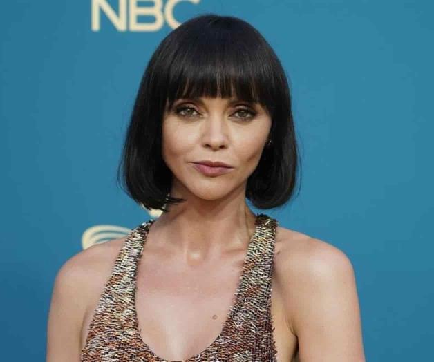 Revelan personaje de Christina Ricci en Merlina Addams 