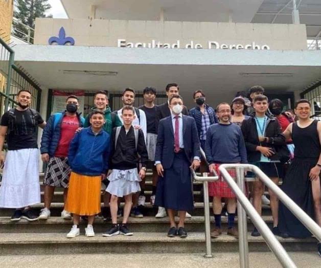 Usan falda alumnos y docentes en Veracruz por inclusión 