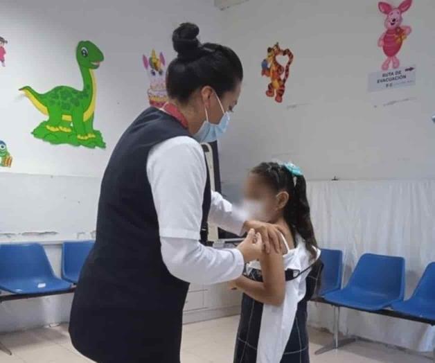 Exhortan a la ciudadania ir a vacunarse