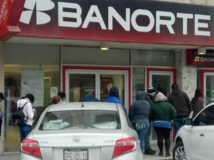 Reportan abuso en cajeros automáticos Reportan abuso en cajeros automáticos