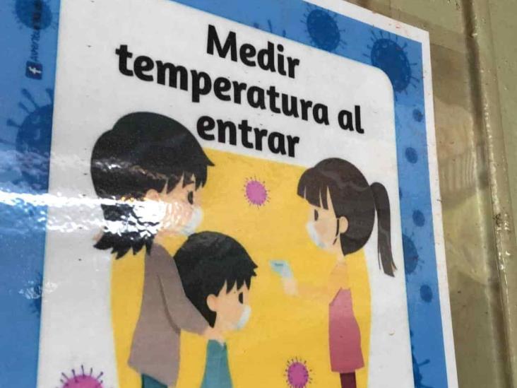 Conservan como obligatorio uso de cubrebocas en escuelas Conservan como obligatorio uso de cubrebocas en escuelas