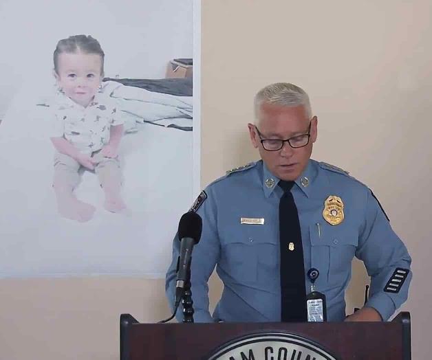 Buscan en basurero a bebé de 20 meses