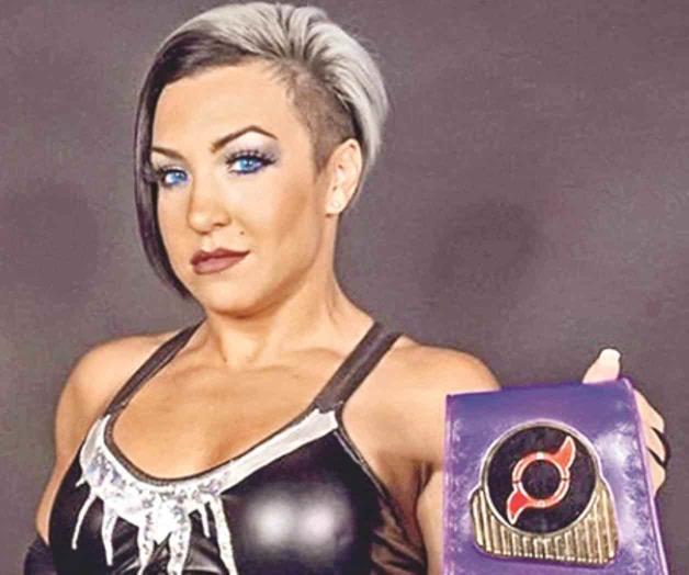 Busca Lady Frost su consagración Busca Lady Frost su consagración