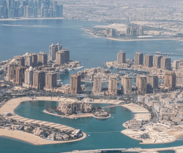 ¿Cuáles son las temperaturas promedio de Qatar?