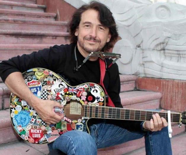 Escribe tema a Debanhi