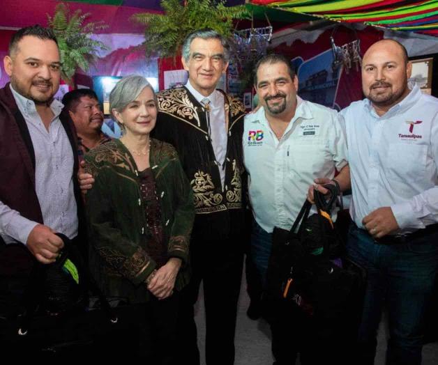 Visitan el stand de Río Bravo en Feria