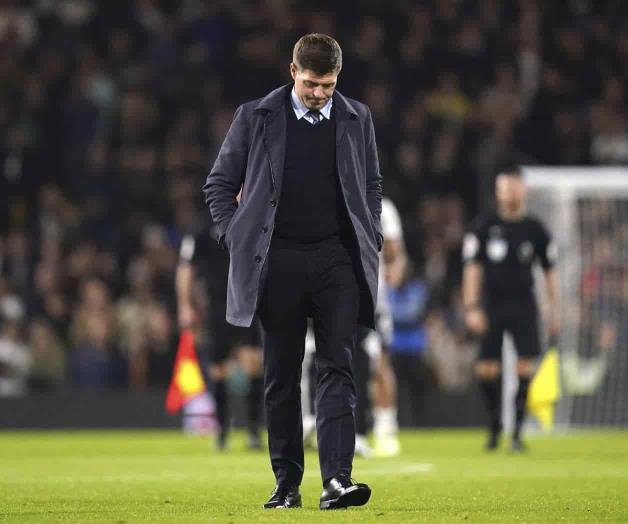 Gerrard deja de ser el DT de Aston Villa