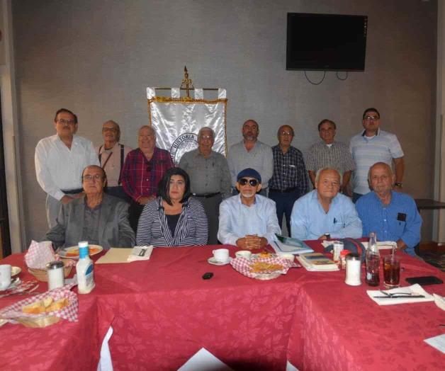 Escuchan a Alejandro Castrejón