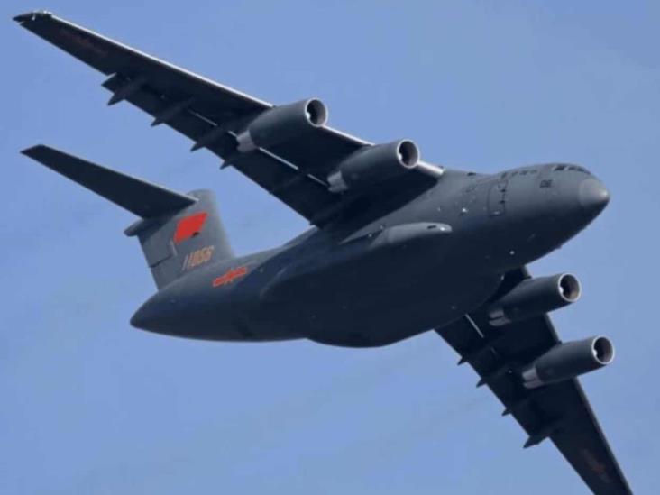 Un avión ruso de combate cae sobre un edificio en Siberia Un avión ruso de combate cae sobre un edificio en Siberia