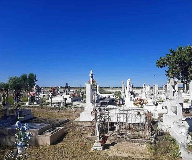 Listo el panteón de guardados de arriba