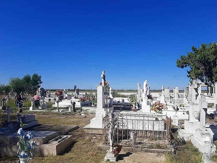 Listo el panteón de guardados de arriba Listo el panteón de guardados de arriba