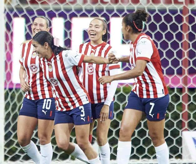 Chivas clasifica en la cima