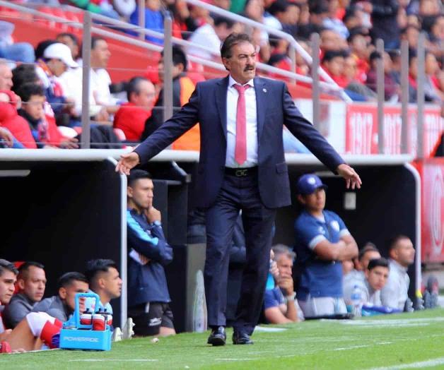 Critica La Volpe la ausencia de CH14