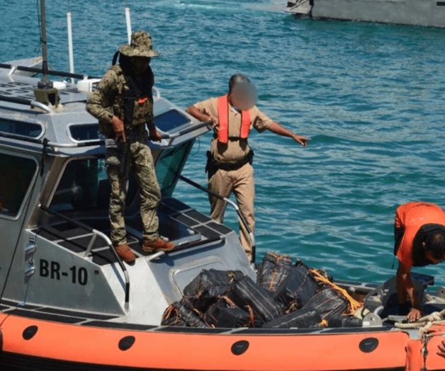 Marina asegura en Oaxaca más de una tonelada de cocaína; detiene a seis presuntos delincuentes