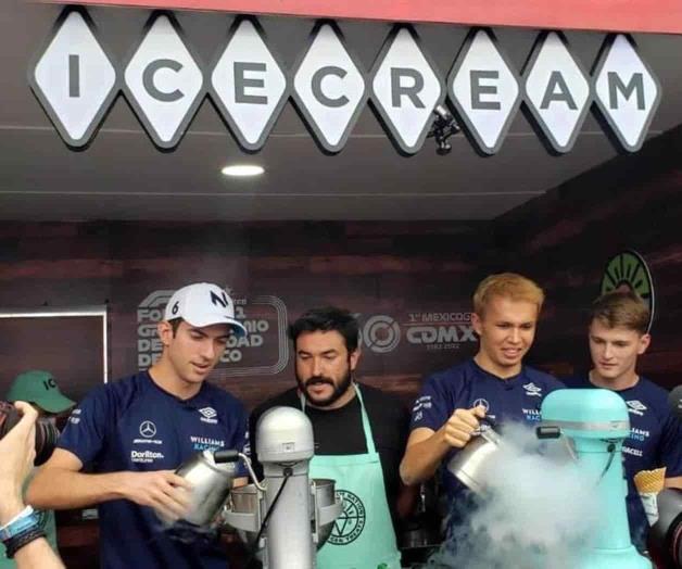 Latifi y Albon reparten helados en el AHR Latifi y Albon reparten helados en el AHR