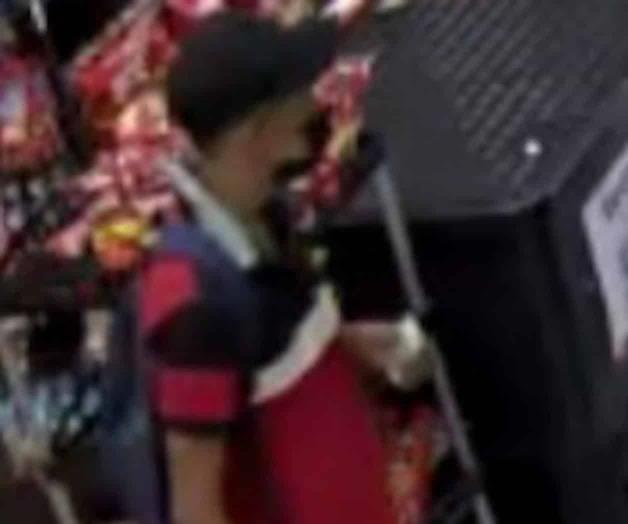 Hampón saquea tienda de dinero y mercancía Hampón saquea tienda de dinero y mercancía