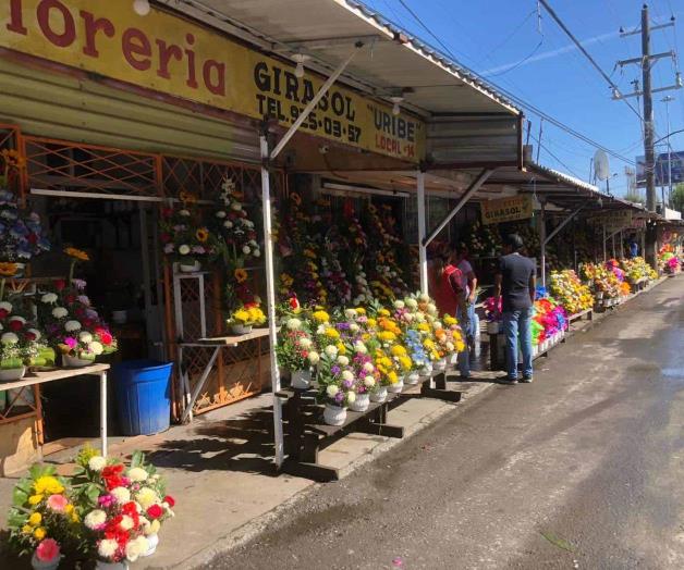 “Día de Muertos” deja ganancias a floristas