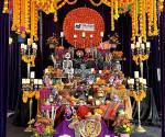 Expo de altar de muertos en aeropuerto de McAllen