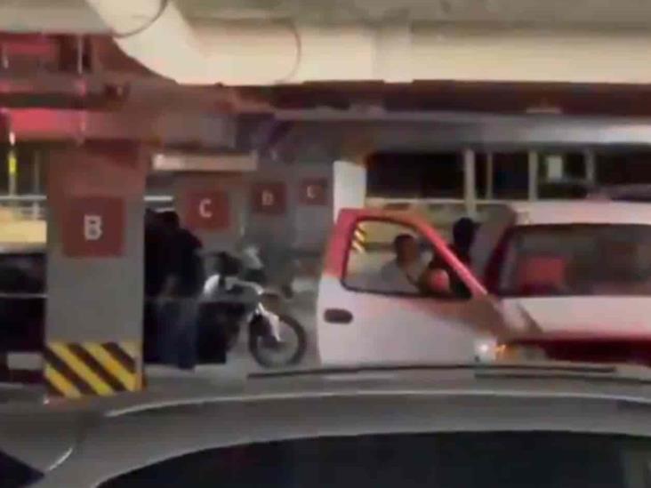 Matan a hombre afuera de un centro comercial en Zacatecas Matan a hombre afuera de un centro comercial en Zacatecas