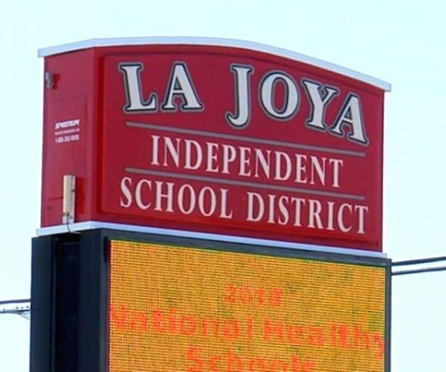 Muere chofer de autobús escolar mientras conducía