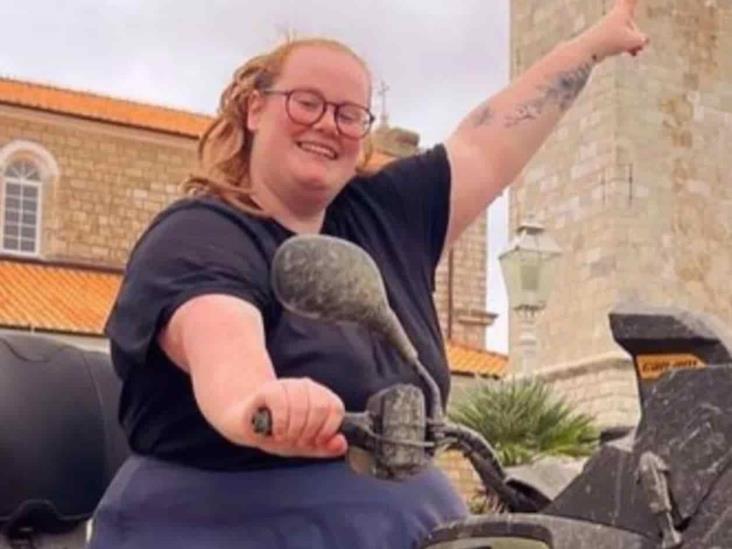 Enseña cómo sufre por ‘ser una gorda’ Enseña cómo sufre por ‘ser una gorda’