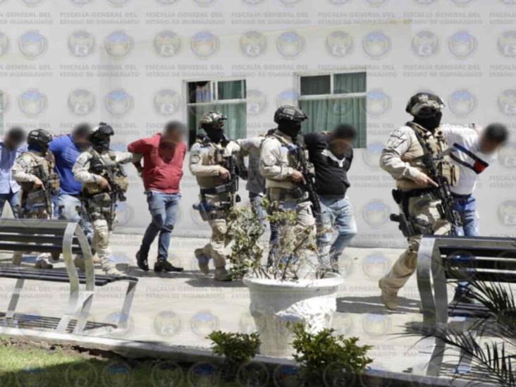 Reportan detenidos por narcobloqueos en Celaya Reportan detenidos por narcobloqueos en Celaya