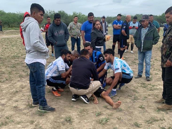 Partido de fútbol casi mata a joven Partido de fútbol casi mata a joven