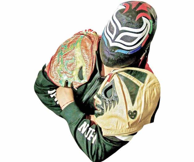 Sudada y rasgada es mejor Sudada y rasgada es mejor