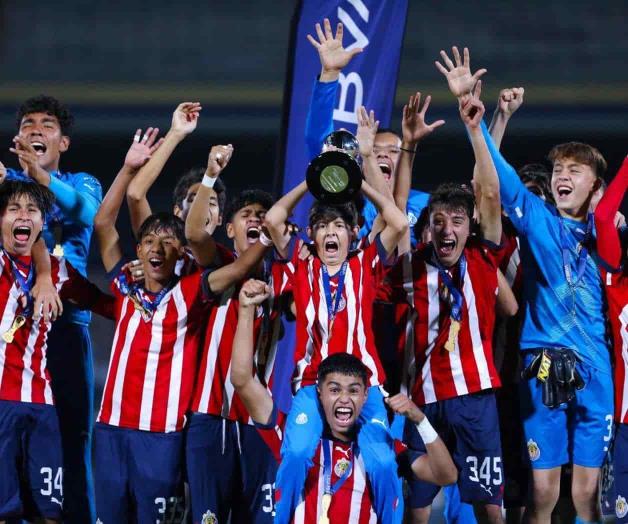 Se corona Chivas en Sub-14