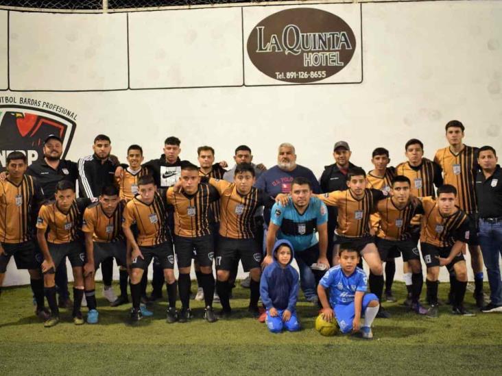 Se queda en la raya Díaz Ordaz Se queda en la raya Díaz Ordaz