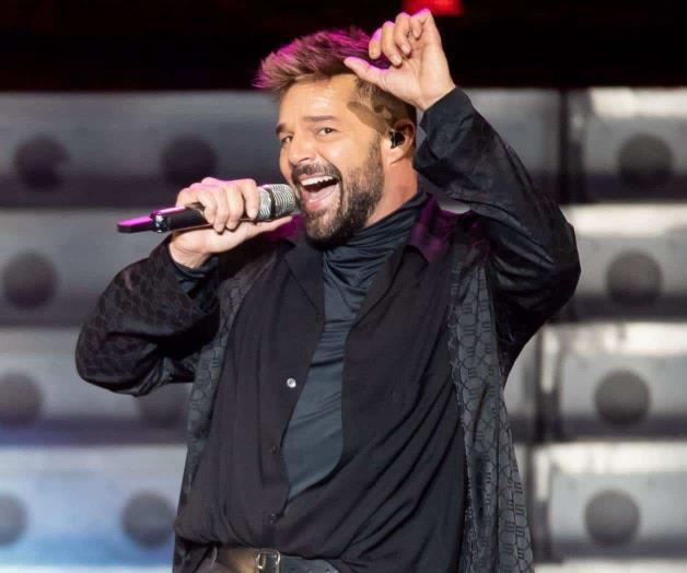 Alargan orden de protección a favor de Ricky Martin 