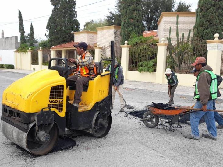 Aprovechan buen clima para continuar rehabilitación de calles Aprovechan buen clima para continuar rehabilitación de calles