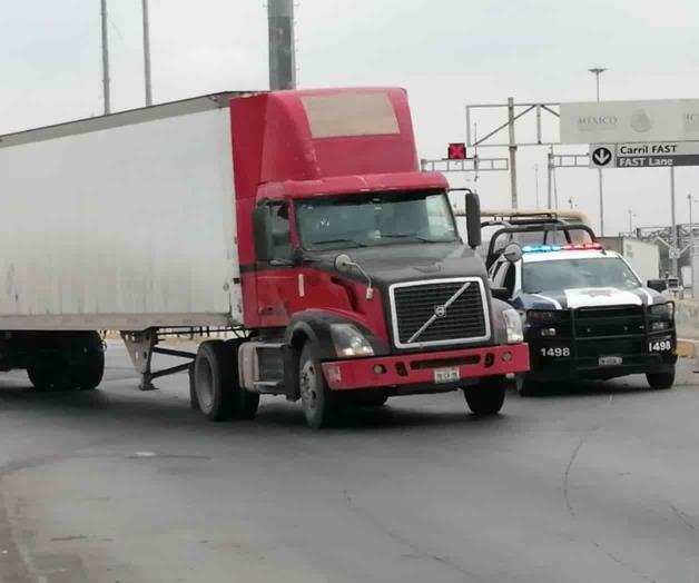 Piden transportistas impedir cobro por circular en Reynosa