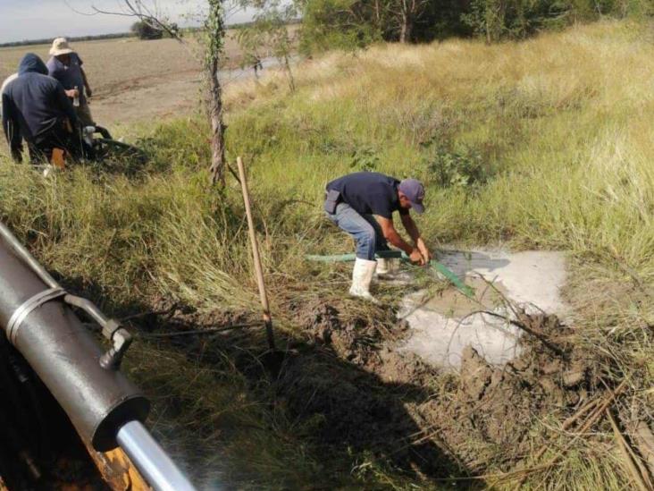Mega fuga deja sin agua a gran parte de San Fernando Mega fuga deja sin agua a gran parte de San Fernando