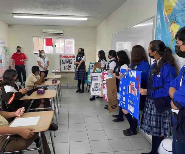 Lucran en escuelas con uniformes y más