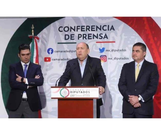 Revive Va por México para combatir reforma