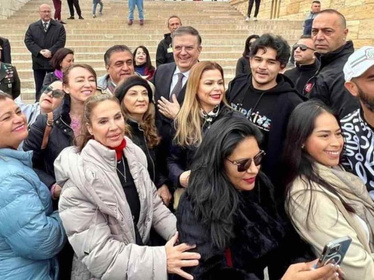 Presume Ebrard Gobierno democrático a IP-Turquía Presume Ebrard Gobierno democrático a IP-Turquía