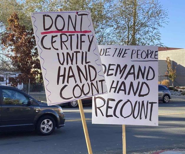 La certificación de elecciones evita caos, menos en Arizona