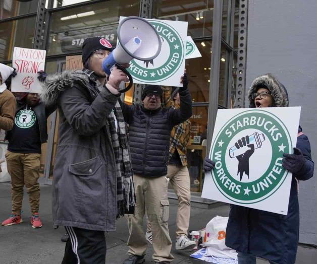 Exigen alza salarial y otros beneficios Exigen alza salarial y otros beneficios