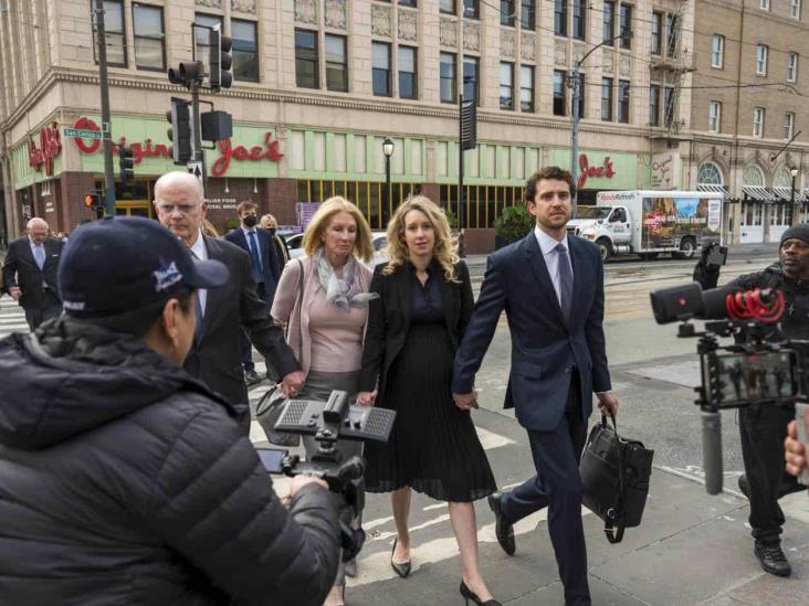 Dan 11 años de cárcel a la CEO de Theranos Dan 11 años de cárcel a la CEO de Theranos