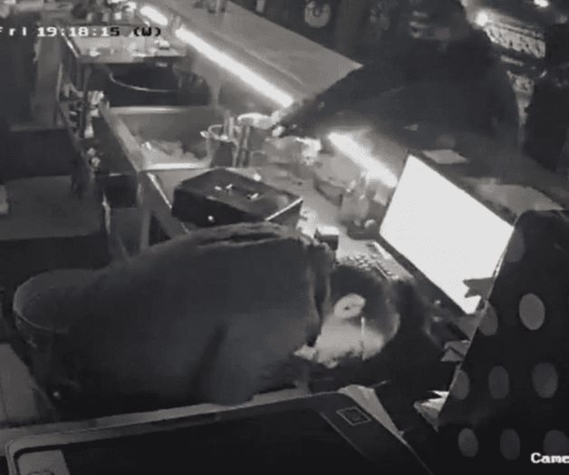 Disparan directamente a empleadas en ataque a bar “Monkeys”, en Celaya Disparan directamente a empleadas en ataque a bar “Monkeys”, en Celaya